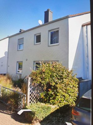 Gepflegtes Einfamilienhaus in Frankfurt Nieder-Erlenbach in ruhiger Lage zu verkaufen
