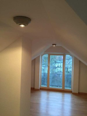 Pentouse-Wohnung, in Grünanlage von Schlachtensee