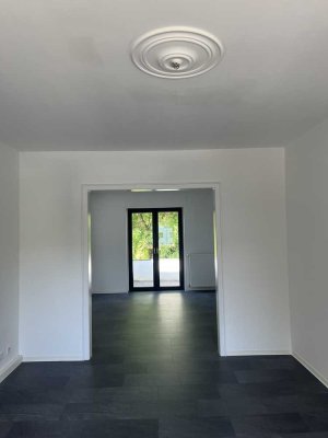 Schöne 2-Zimmer Wohnung zwischen Bunter Garten und Kliniken Maria Hilf