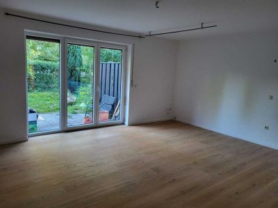Frisch renovierte 1-Zimmer Wohnung, sofort verfügbar