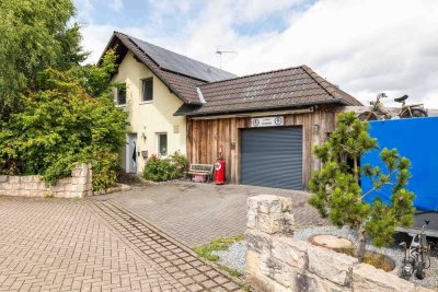 Einfamilienhaus mit smarter Technik, Garten & Pool – fast autark leben und Weitblick genießen �