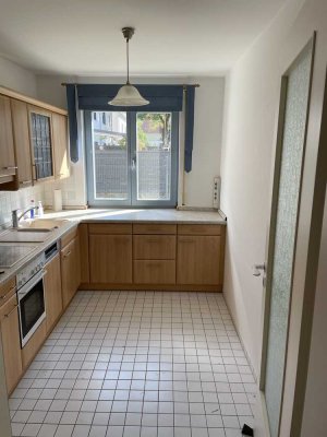 Stilvolle 2-Raum-Erdgeschosswohnung mit gehobener Innenausstattung mit Einbauküche in Stahnsdorf