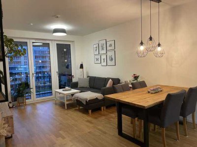 Stilvolle 2-Zimmer-Wohnung mit Balkon und EBK in Hamburg Hammerbrook