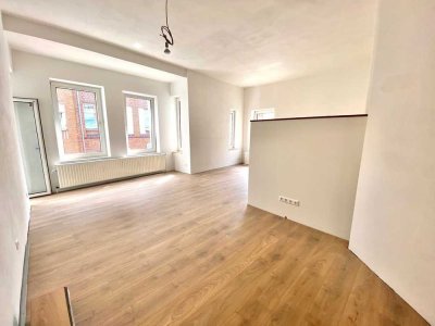 Charmante 2,5-Zimmer-Altbauwohnung mit Erker in Hannover-Vahrenwald