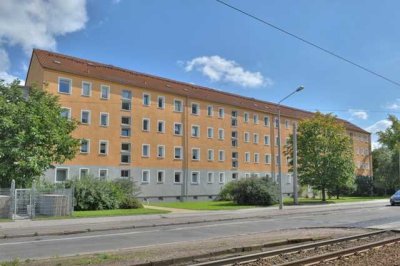 2 Raum-Whg. m. Balkon