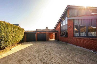 Freistehendes EFH mit Doppelgarage in Elbstrandnähe - provisionsfrei!