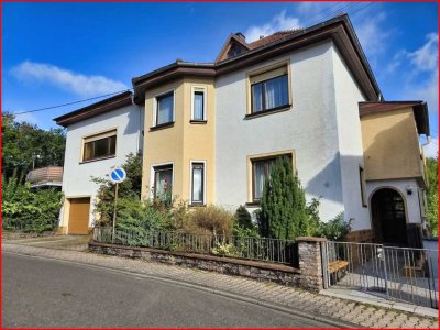Zweifamilienhaus in ruhiger Stadtrandlage