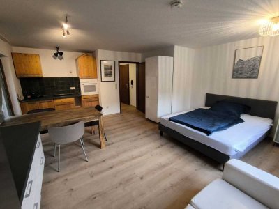 Leerstehende 37m2 1-Zimmer Wohnung mit 50m2 Garten und Terasse in Stuttgart-Neugereut