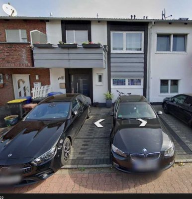 Modernisiertes Einfamilienhaus mit 5 Zimmern, Terrasse & Garten in Wesseling!