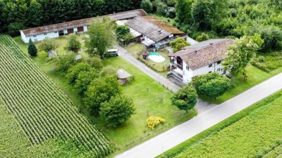 Zweifamilienhaus + Hallen + PV + Pool – 4089 m² Grundstück ALLEINLAGE