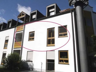 2-Zi-Wohnung in ruhiger Wohnanlage mit Blick ins Grüne - Provisionsfrei