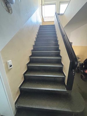 Gepflegte 2-Zimmer Wohnung im 1. OG in Krefeld-Stadtmitte