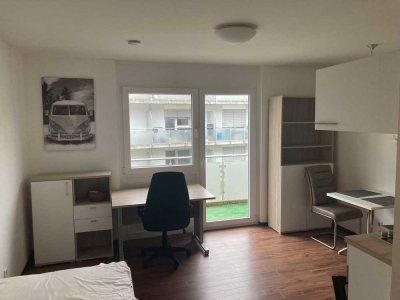 Helle 1-Zimmer Wohnung im 1. OG mit Balkon in Ingolstadt-Nordost
