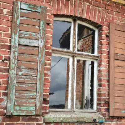 Dr. Lehner Immobilien NB -
Ausbauhaus auf großem Grundstück im Naturpark
