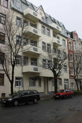 Nachmieter für behindertengerechte Stadtwohnung nahe am Puls Wilhelmshavens gesucht