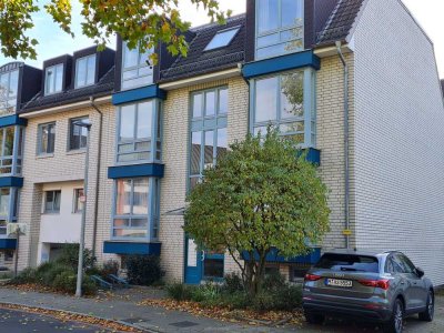 Ideal ! Schwachhausen: moderne 2 Zimmer-Wohnung + Terrasse...