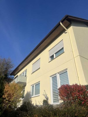 Moderne Dachgeschosswohnung in Citynähe