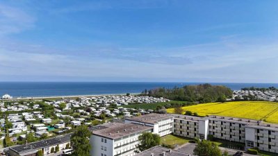 OSTSEE-KAUF / OSTSEEBLICK / FERIENVERMIETUNG MÖGLICH / 1 Zi.-APP. / LOGGIA / MÖBLIERT / STLPL.