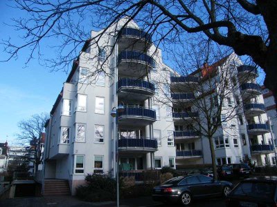 "Ehrlich, hier fehlt`s an nichts"  und das im Dichterviertel