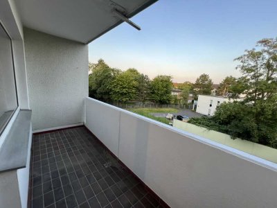 Saniertes Apartment mit Einbauküche und Sonnenbalkon