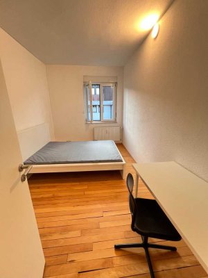 WG Zimmer zu vermieten, im Zentrum von Rheinfelden, inkl. Strom und Heizung