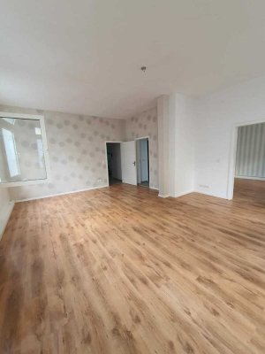 Kapitalanlage mit Charme: 2-Zimmer-Wohnung in Denkmalhaus von 1895 in Wuppertal-Oberbarmen