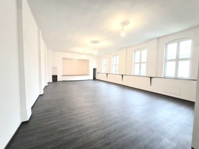 nur 7€ pro m², riesen Loft in Ragow, TOP Autobahnanbindung, an der Stadtgenze, ideal für Krative