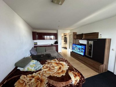 Provisionsfrei: Charmante 2-Zimmer-Wohnung mit Stellplätzen in Toplage von Erding-Klettham