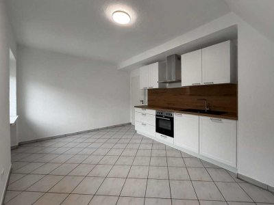KL - Nähe Kolpingplatz, 4 ZKB, neue EBK, neues Badezimmer, Stellplatz *Erstbezug nach Renovierung*