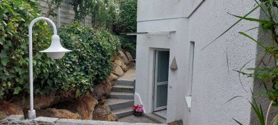Individuelle  2 ZKB Einliegerwohnung in bevorzugter Lage in Heddesheim