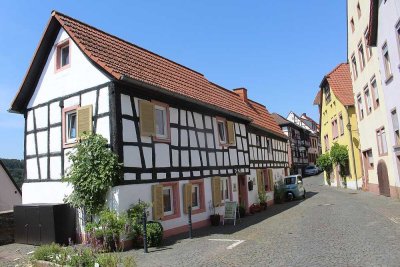 Charmantes freistehendes Fachwerkhaus im historischen Dorfkern von Neuleiningen