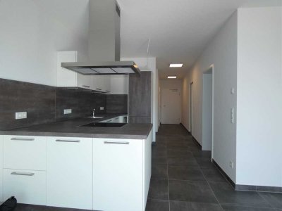 Moderne, neuwertige 2-Raum-Wohnung mit gehobener Innenausstattung mit Balkon und EBK in Waldmohr