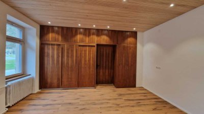 Ansprechende und vollständig renovierte 5-Raum-EG-Wohnung in Todtmoos