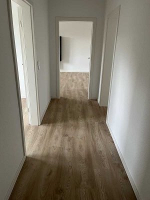 3-Zimmer-Wohnung mit Balkon in 35279 Neustadt (Hessen)