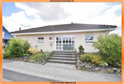 Attraktives Einfamilienhaus mit ausgebautem Kellergeschoss und zusätzlichem Baugrundstück