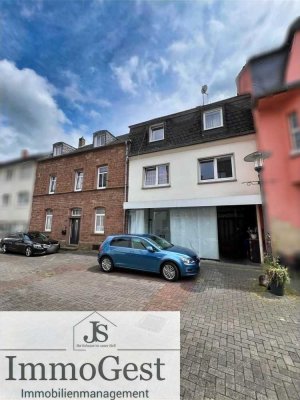 Charmantes Mehrfamilienhaus mit Ladenlokal