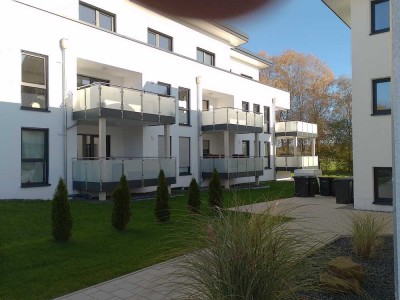 Neuwertige Wohnung mit zwei Zimmern und Balkon in Horn-Bad Meinberg