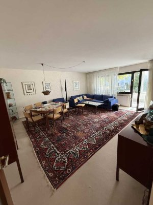 Rüttenscheid pur! Schöne 3-Zimmer Wohnung mit Balkon und TG-Stellplatz