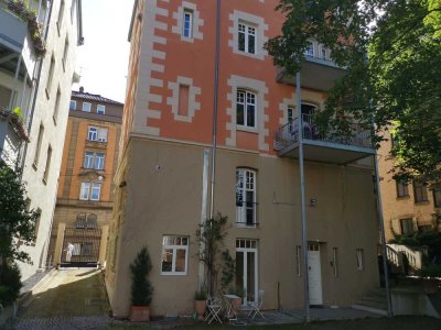 Charmante 2,5 Zimmer Wohnung in Stadtvilla, Gartengeschoss