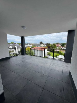 Moderne 2-Zimmer-Neubauwohnung (60 m²) mit großem Balkon in zentraler Lage in Obertshausen