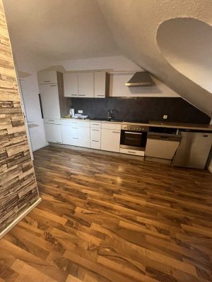 Ansprechende und gepflegte 2-Raum-Dachgeschosswohnung in Brake (Unterweser)