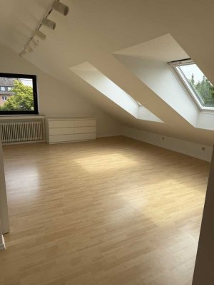 Helles möbliertes Apartment inkl. Einbauküche