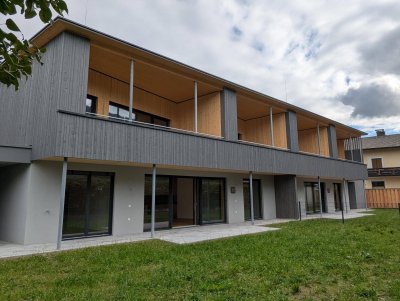 Neubau 3-Zimmer Wohnung mit Terrasse und Garten