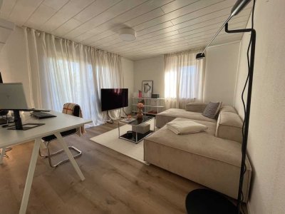 2-Zimmer-Wohnung mit Balkon, Einbauküche und Tiefgaragenstellplatz in Hattenhofen