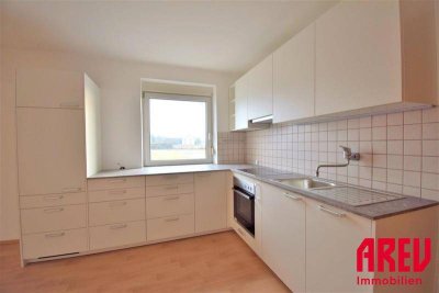 3,5 ZIMMER WOHNUNG IN RUHIGER GRÜNLAGE
