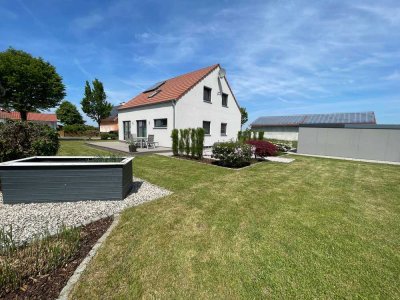 Exklusives Einfamilienhaus in hochwertiger Bauweise in Pöttmes-Grimolzhausen!