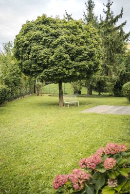 Ideal für eine Einzelperson oder Paare – Gartenwohnung mit Terrasse und Stellplatz