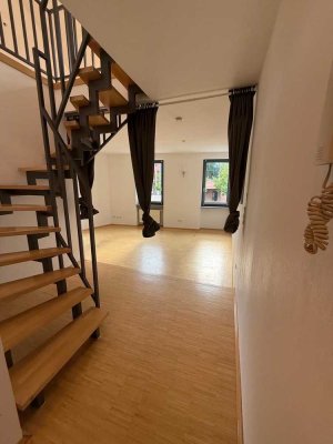 Helle attraktive 2-Zimmer-Maisonette-Wohnung in Kaiserslautern