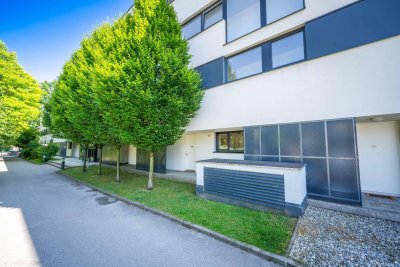 Moderne Gartenwohnung mit Terrasse – Wohnen im Grünen mitten in Salzburg