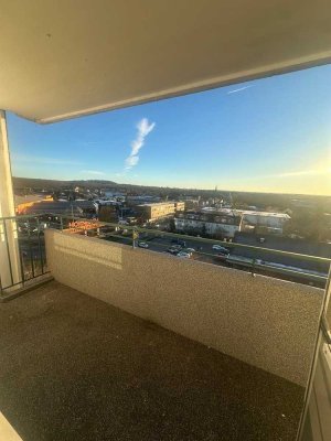 Schöne 2-Zimmer-Wohnung mit Balkon u. guter Verkehrsanbindung